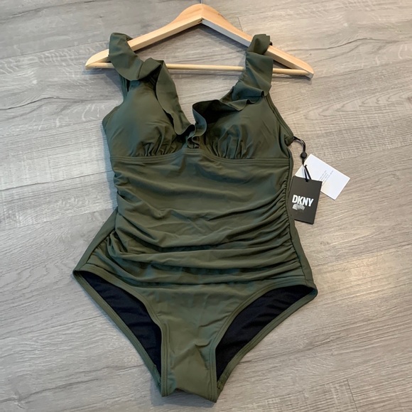 Women's Ruffle Plunge Underwire Tummy Control One-Piece Swimsuit